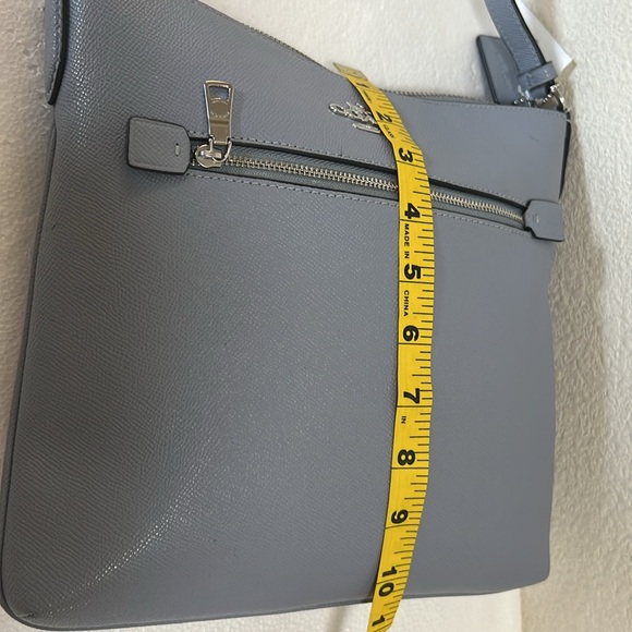 Coach Rowan File bag. AUTHENTICITY GUARANTEE - Picture 7 of 9